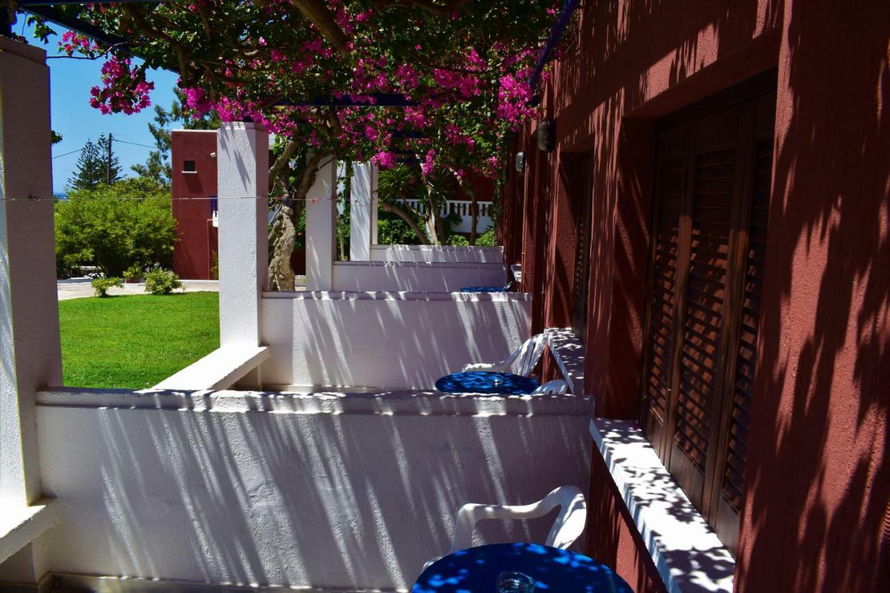 Porto Galini Hotel Agia Galini Екстериор снимка